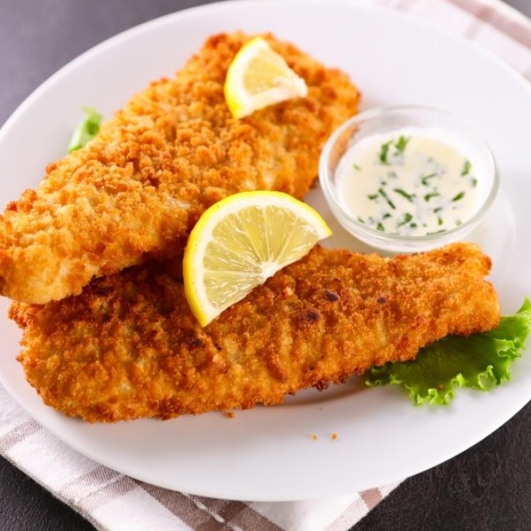 سمك فيليه مقرمش بصوص الليمون