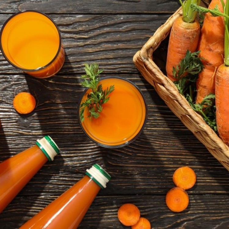 عصير الجزر الطبيعي