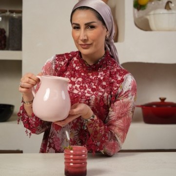 مشروب الكركديه والتوت بالفيديو