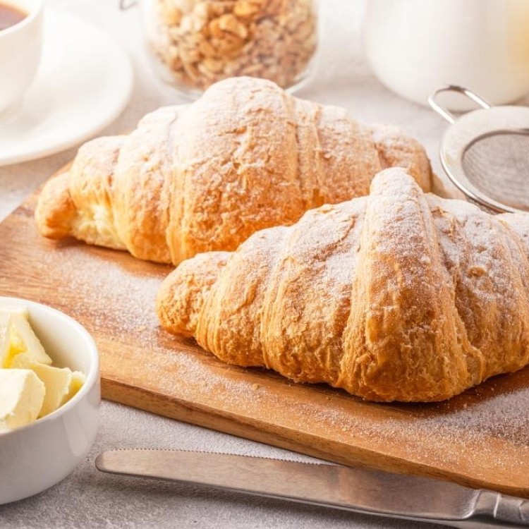 كرواسون بالزبدة على الطريقة الفرنسية