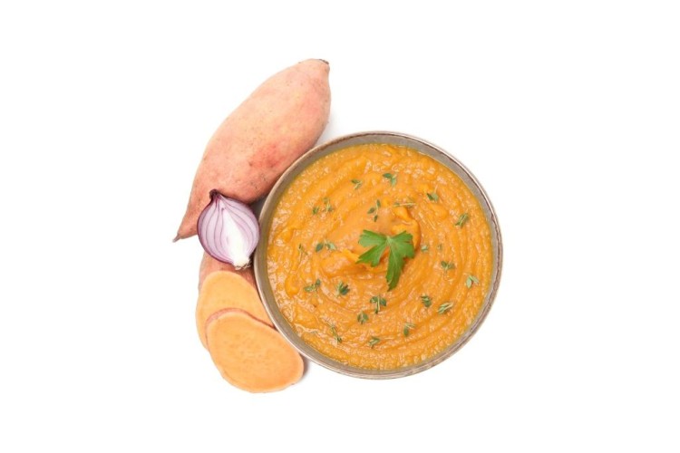 شوربة البطاطا الحلوة الناعمة