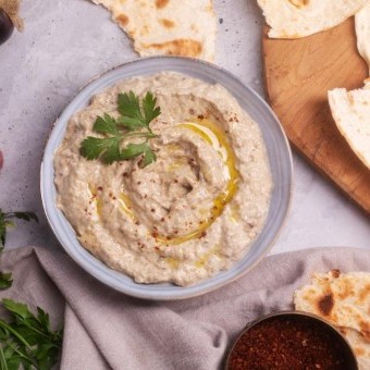 بابا غنوج بالطحينة