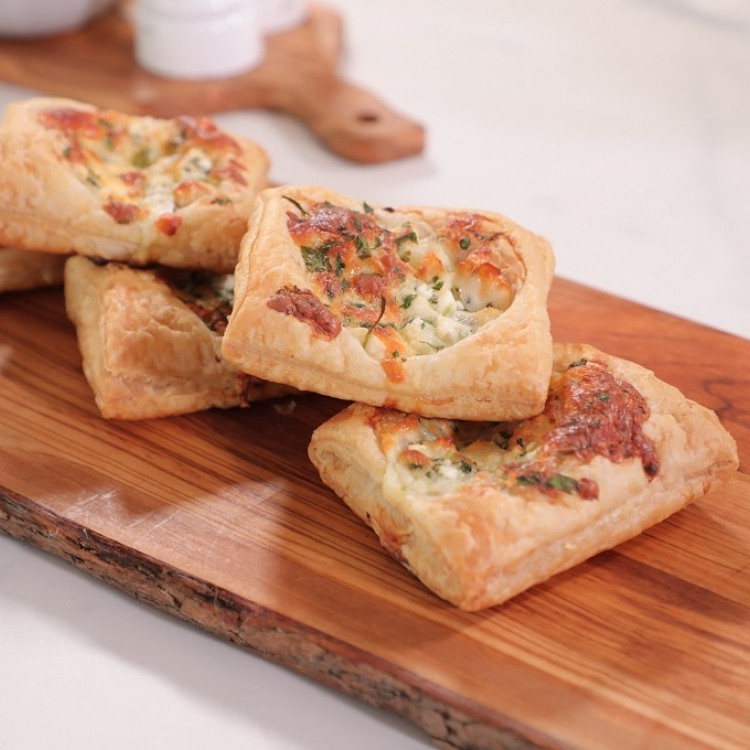 معجنات سريعة بالبف باستري لسفرة إفطار رمضان