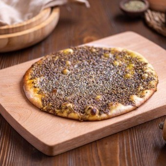 عجينة مناقيش الزعتر والزيت
