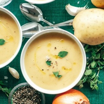 شوربة البطاطس بالكريمة