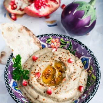سلطة البابا غنوج