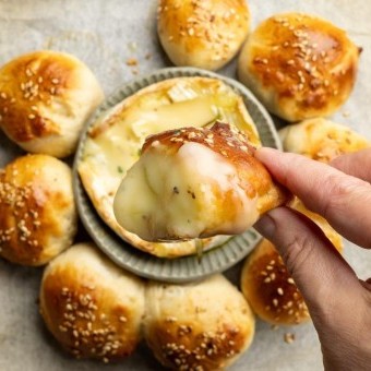 الجبنية بالجبن السائل