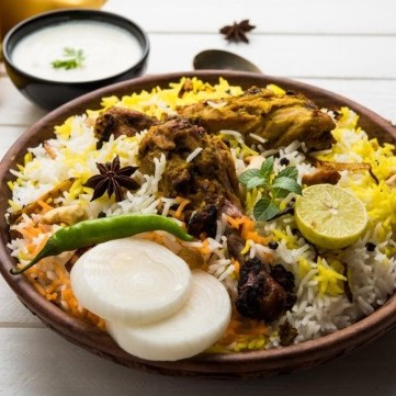 برياني الدجاج بتتبيلة الزبادي