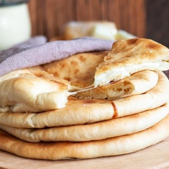 خبز النان بالجبن
