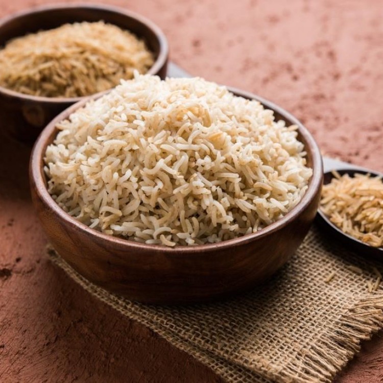 أسهل طريقة لطهي الأرز البني للرجيم