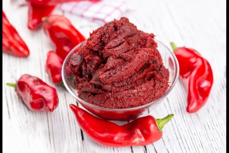 طريقة عمل دبس الفليفلة بزيت الزيتون