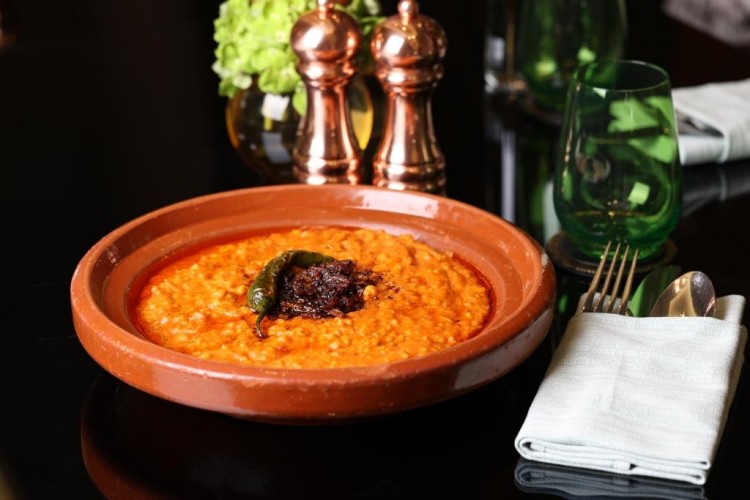 الجريش الأحمر السعودي بالدجاج