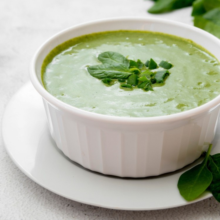 شوربة السبانخ الصحية