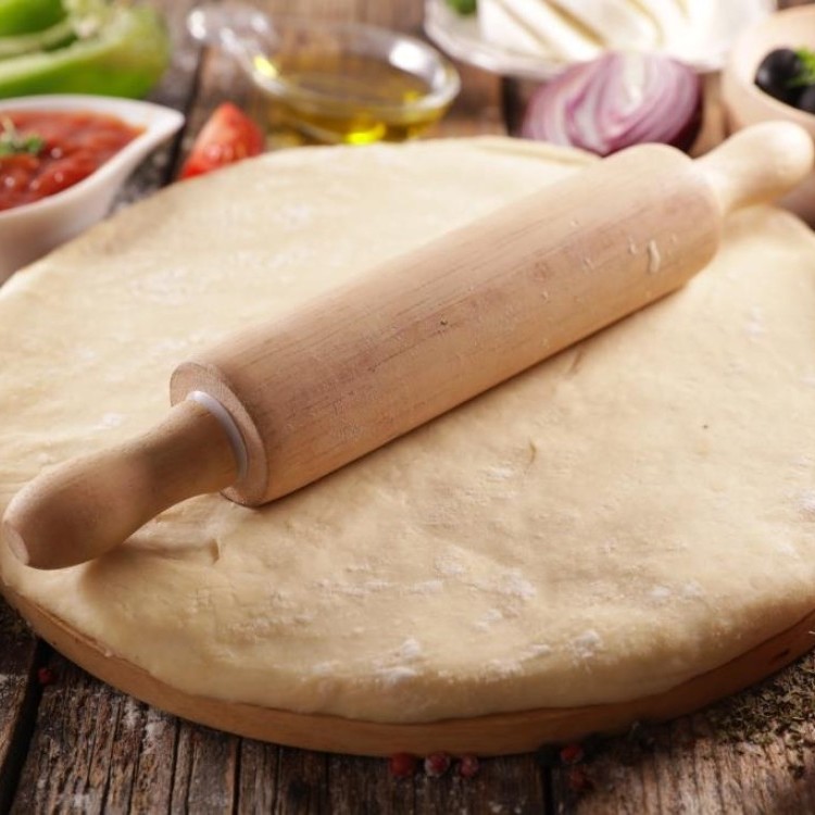 عجينة البيتزا الهشة القطنية