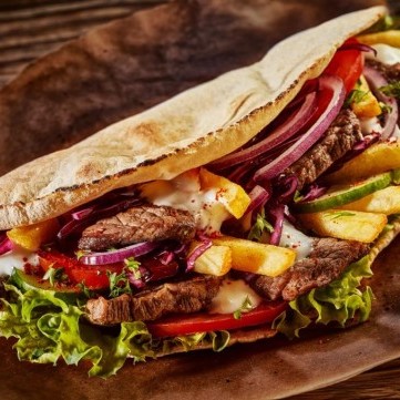 ساندويش دونر كباب لحم