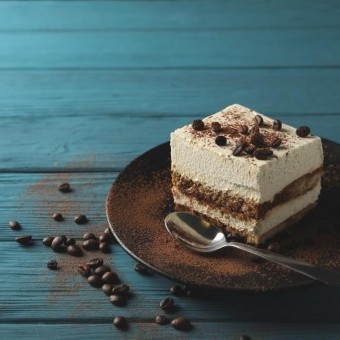 كيكة القهوة الكريمية الباردة بدون بيض