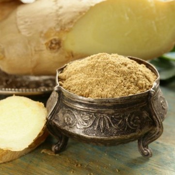 لا ترمي الزنجبيل الجاف: سر تحويله إلى مسحوق توابل منزلي غني بالنكهة والفوائد