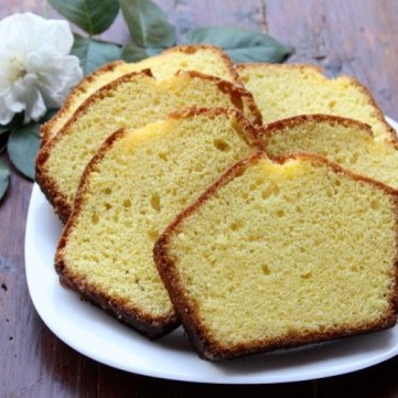 كيكات هشة بدون بيض