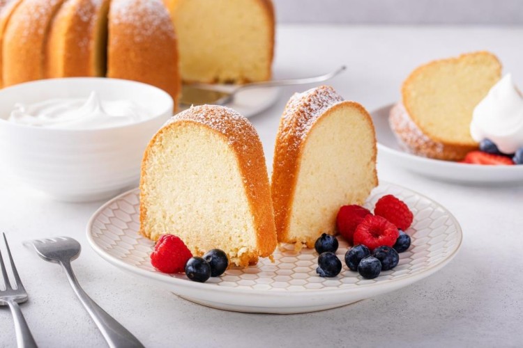 كيك الزبادي اللذيذ