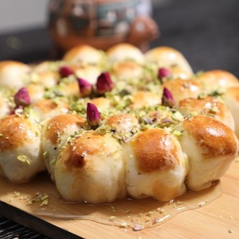 خلية النحل الحلوة والهشة