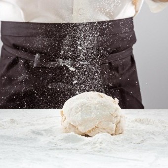 طريقة عمل عجينة الشو