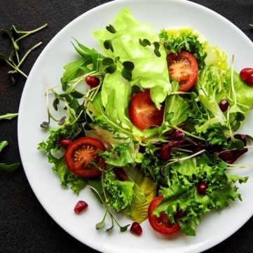 سلطة خضراء لسفرة رمضان