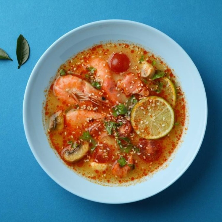 شوربة الجمبري بالليمون