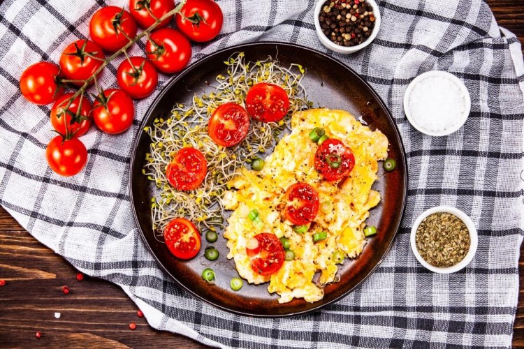 بيض ببندورة للفطور