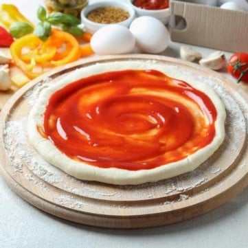 طريقة عمل صلصة البيتزا الإيطالية