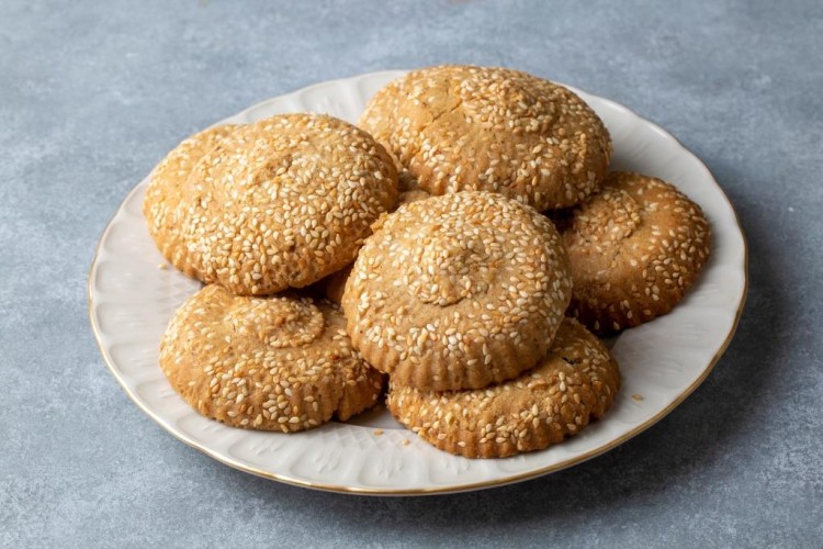 كعك العيد بالسمسم والعسل