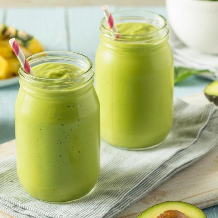 عصير الأفوكادو بالعسل بدون حليب